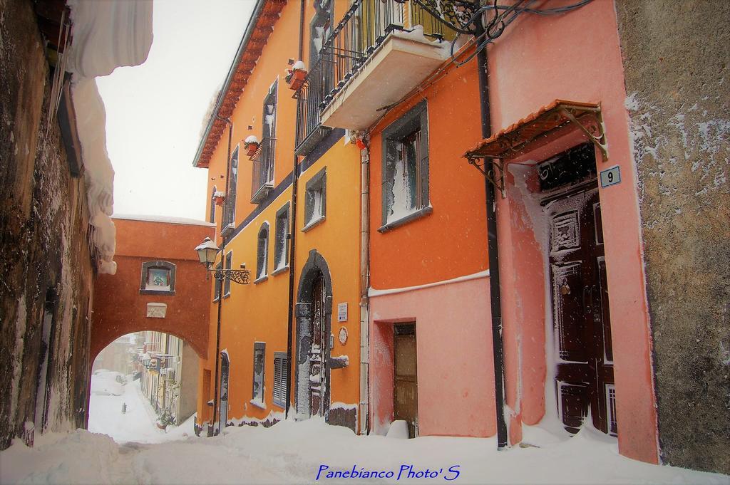 Hotel L'Arco Dei Sogni Malvagna Exterior foto