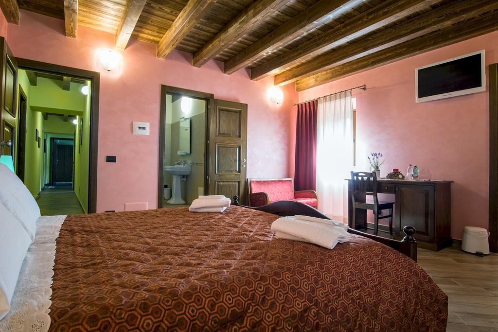 Hotel L'Arco Dei Sogni Malvagna Exterior foto